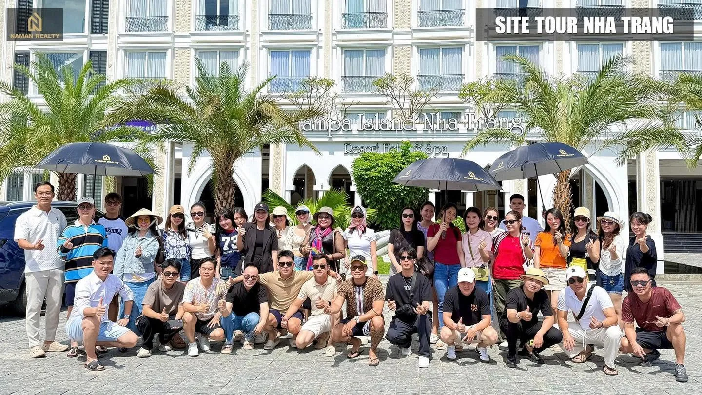 Đội ngũ NamAn Realty trong chuyến site tour dự án tại Nha Trang
